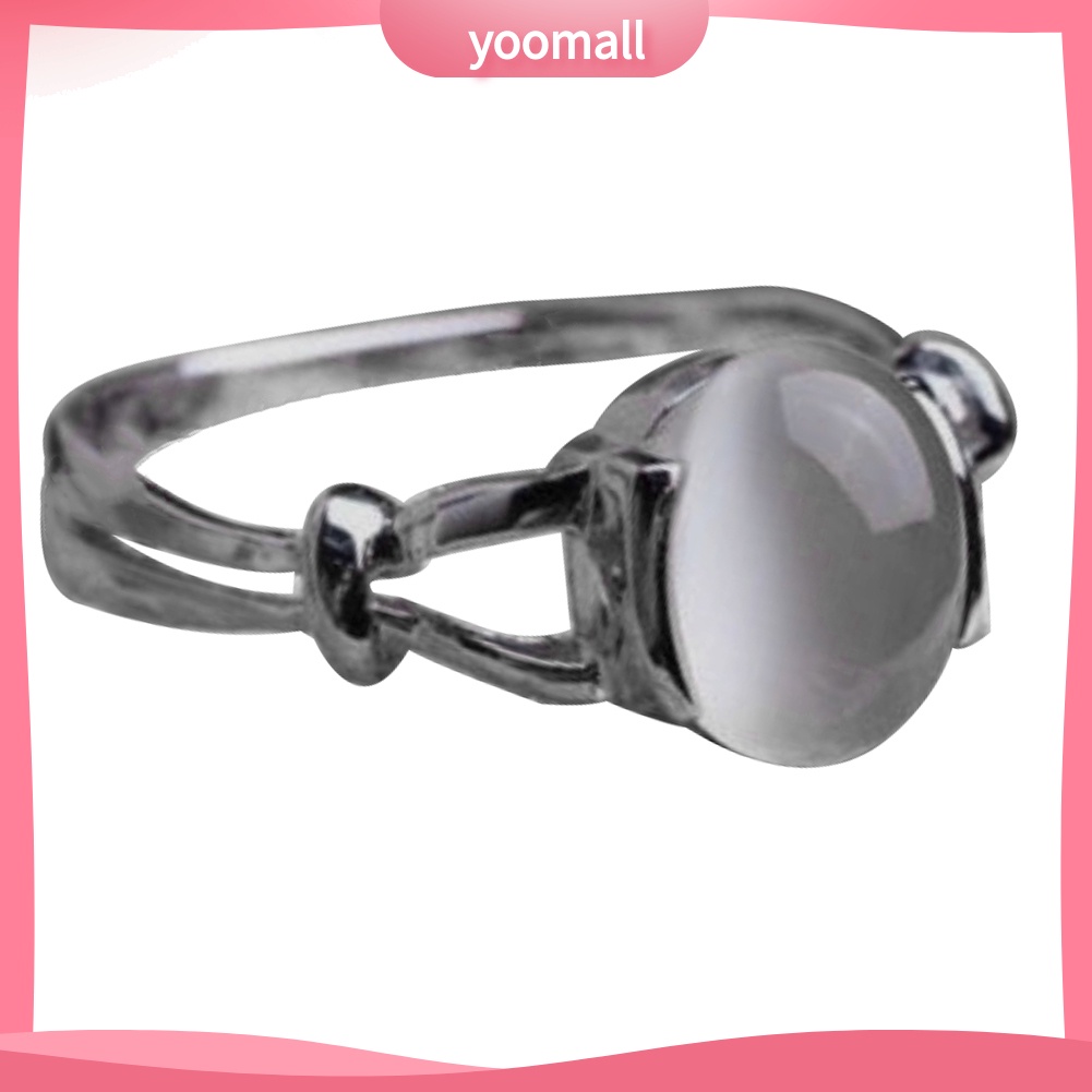 Nhẫn Đính Đá Mặt Trăng Phong Cách Vintage Cho Nữ