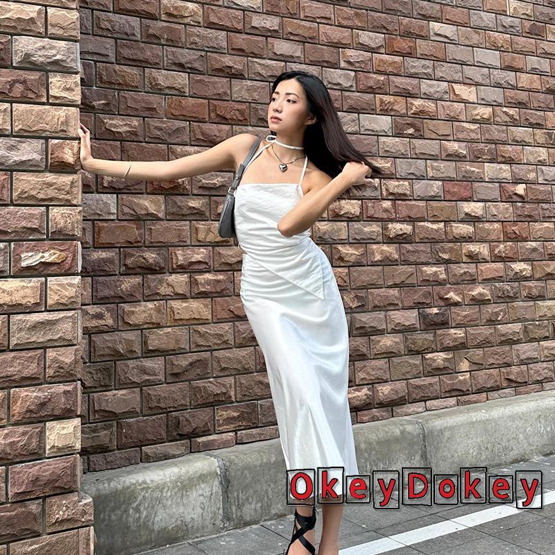 Áo Tank Top Hai Dây Màu Trơn Không Đối Xứng Cho Nữ