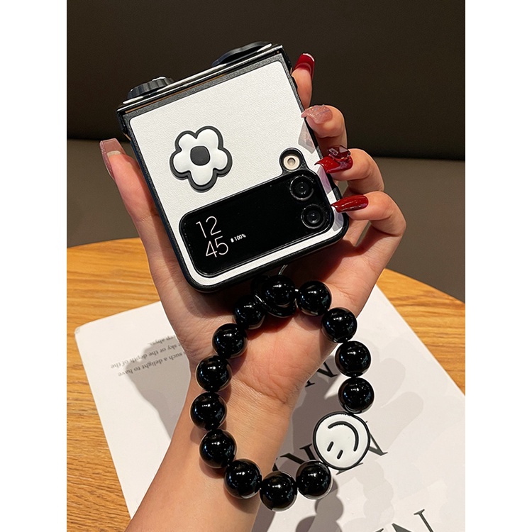 Ốp Điện Thoại Hình Hoa Màu Đen Phối Chuỗi Hạt Cho samsung galaxy z flip 5 4 3 5g flip5 zflip3 zflip4