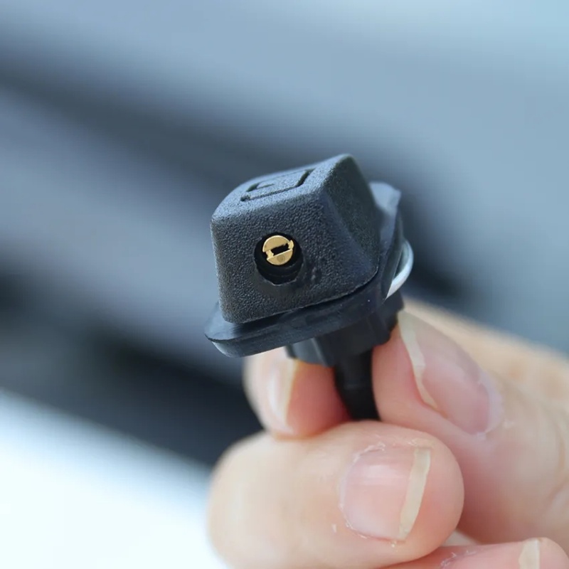 1 Vòi Phun Nước Rửa Kính Chắn Gió Xe Hơi Bằng Nhựa PP Tùy Chỉnh Thay Thế Tiện Dụng