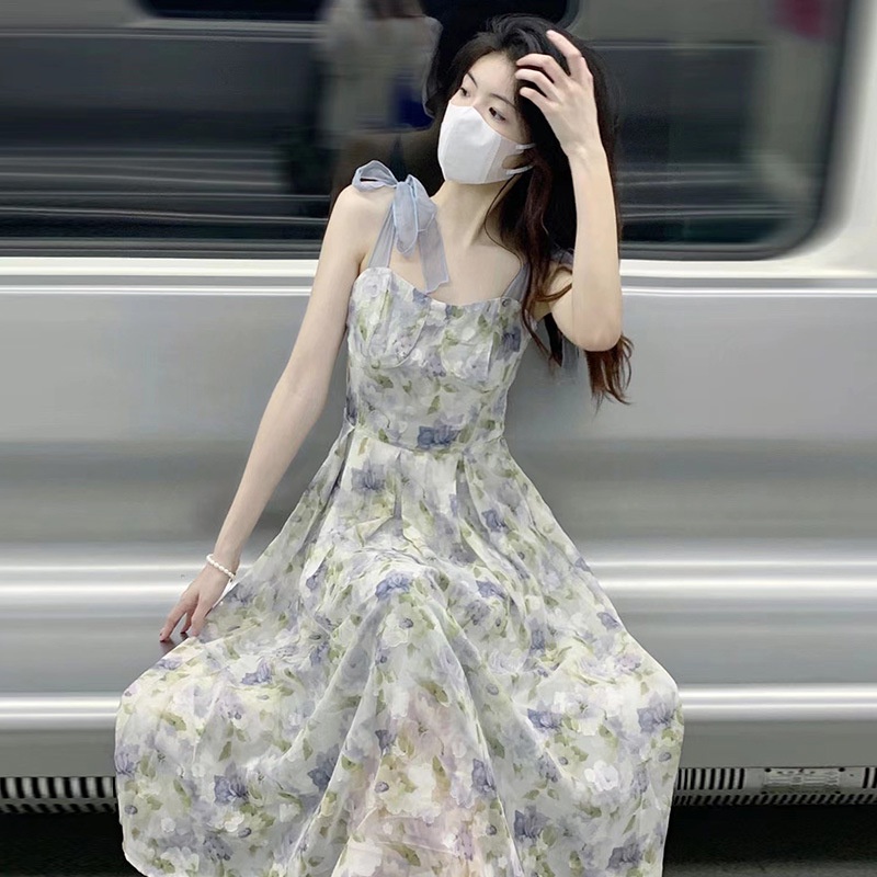 连衣裙Đầm Hai Dây Dáng Dài Nhấn Eo Họa Tiết Tranh Sơn Dầu Phong Cách Mori Pháp