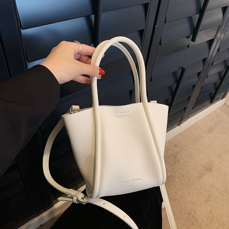 Túi Xách Đeo Vai Phong Cách Hàn Quốc Đơn Giản Cho Nữ