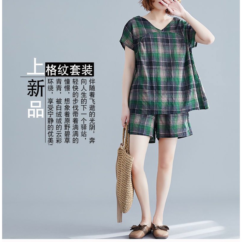 Set Áo Thun Ngắn Tay + Chân Váy Sọc Caro Thời Trang Dành Cho Nữ # Áo Kiểu Cổ Chữ V Thiết Kế Nhỏ Nhắn Xinh Xắn Thời Trang # Áo Dáng Rộng Vải Mỏng Che Bụng Thiết Kế Dễ Thương # Quần Đùi Lưng Cao Thời Trang Cá Tính Cho Nữ