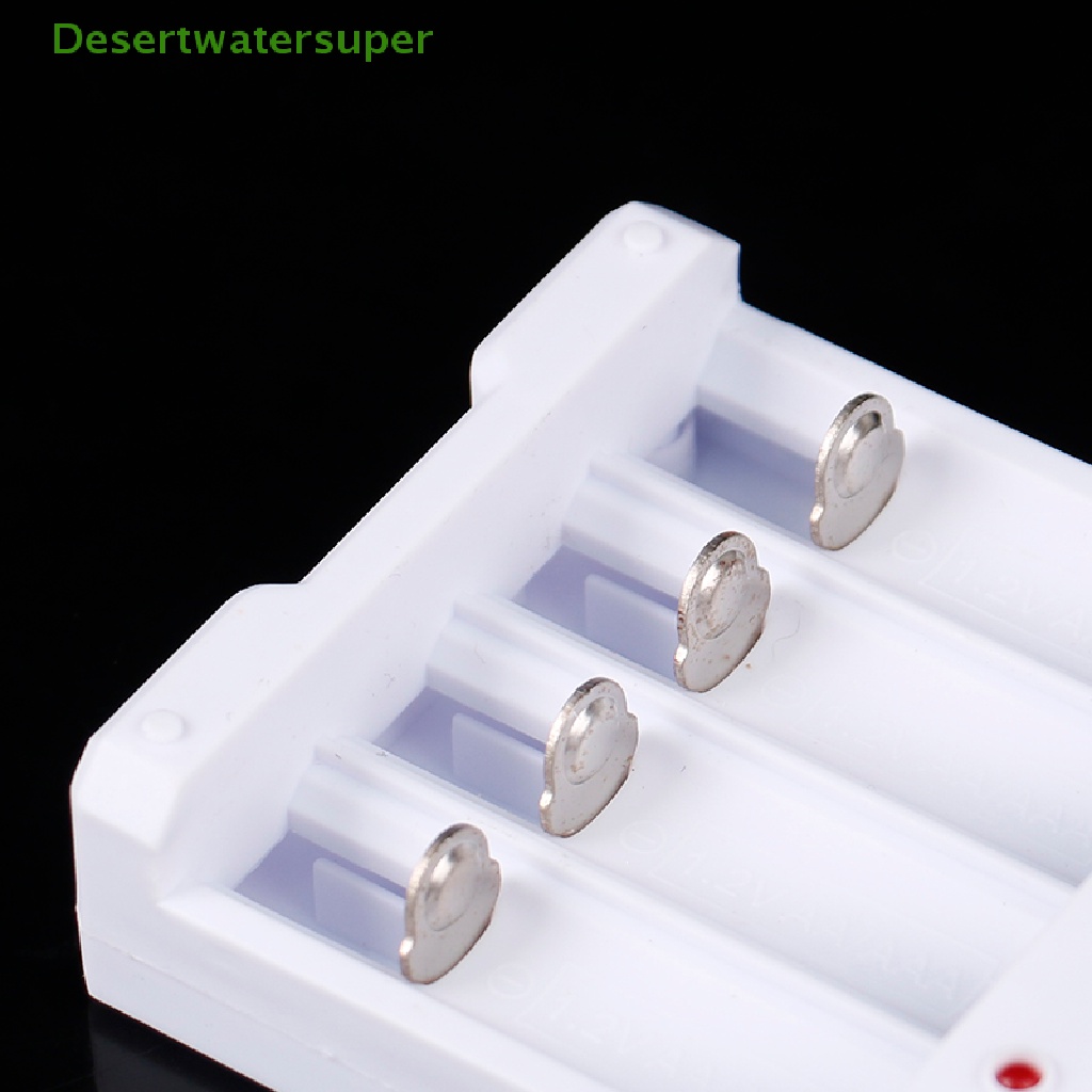 Hộp Sạc Nhanh 4 Ngăn Cho Pin AAA Và AA