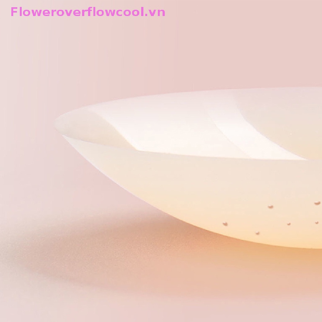 Miếng Dán Ngực Bằng Silicone Tự Dính Tiện Dụng Cho Nữ