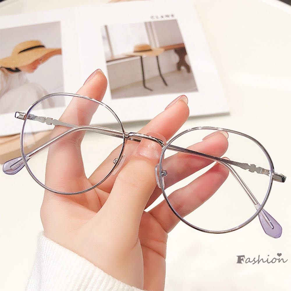 Mắt Kính Gọng Kim Loại Phong Cách Cổ Điển