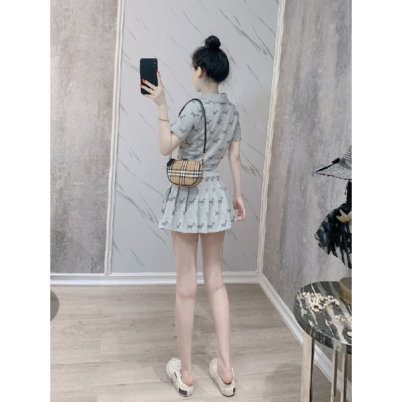 New Internet celebrity fashion folding collar polo shirt pleated skirt two-piece set small casual temperament short-sleeved T-shirt A- line skirt casual sports suit