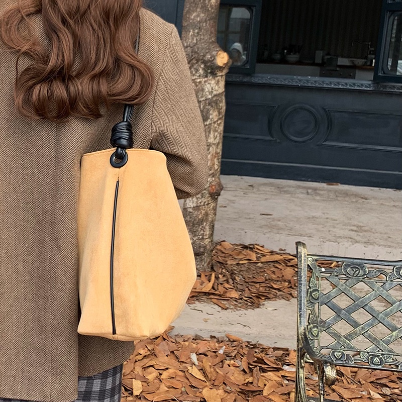 Túi Đeo Chéo Da Lộn Màu Sắc Tương Phản Sức Chứa Lớn Phong Cách Hàn Quốc Cho Nữ