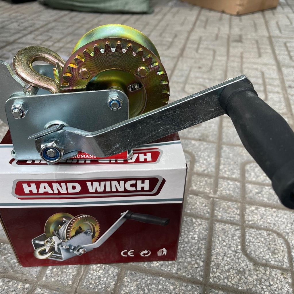 Tời tay quay tự hãm có móc, có cáp 1000lbs