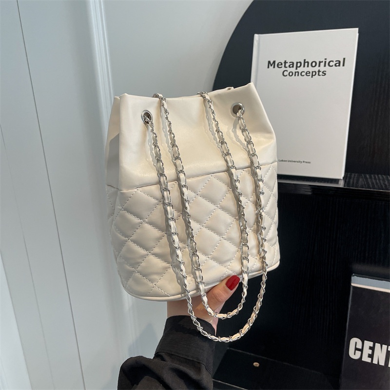 Túi Xách Nữ Đeo Vai Phong Cách Retro Thời Trang Cá Tính