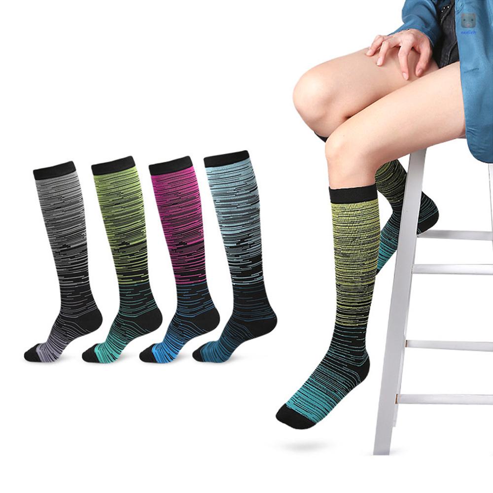 Tất Thể Thao Thiết Kế Năng Động Hợp Thời Trang Cho Bạn Gái