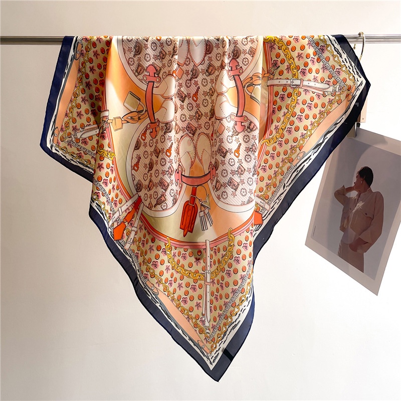 Khăn Choàng Cổ Hình Vuông 70X70Cm In Họa Tiết Hoa Bằng Lụa Thời Trang Xinh Xắn Cho Nữ