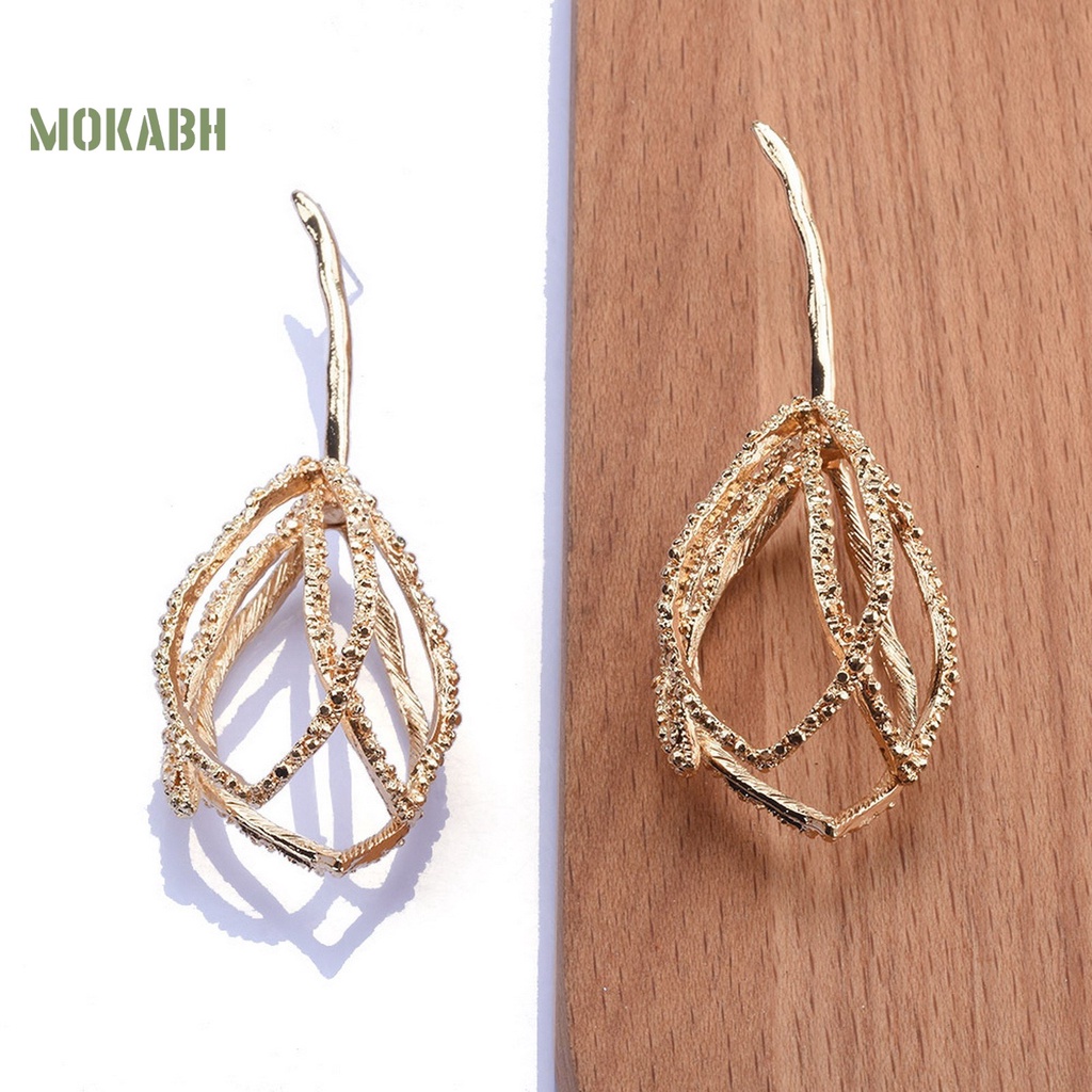 1 Đôi Bông Tai Kim Loại Hình Hoa Phong Cách Vintage Dành Cho Nữ