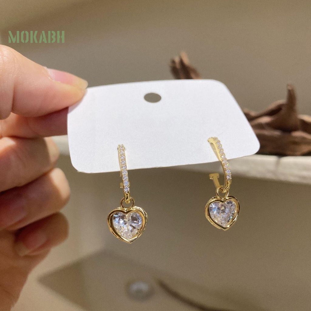 1 Đôi Bông Tai Hình Trái Tim Đính Đá Màu Trắng / Đen Dành Cho Nữ