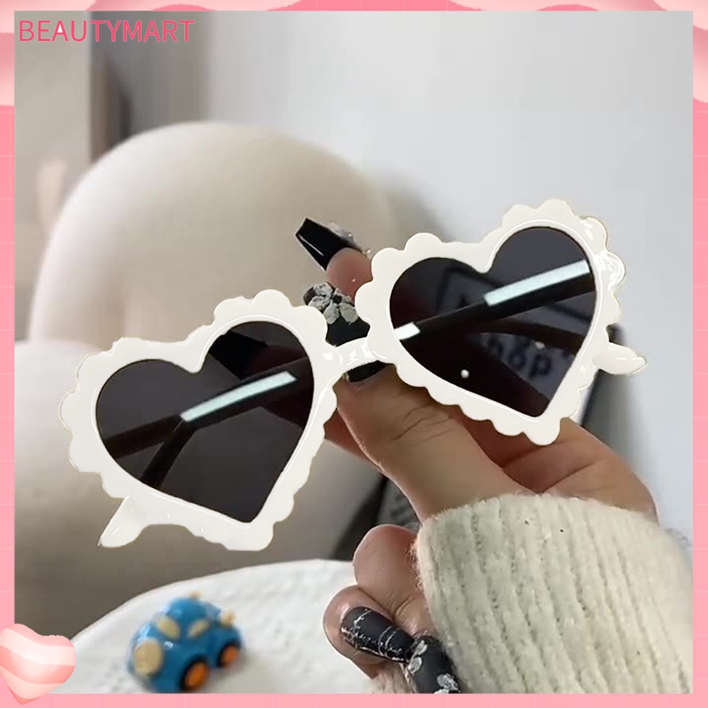 Kính Mát Hình Trái Tim Hoạt Hình Cá Tính Cho Bé