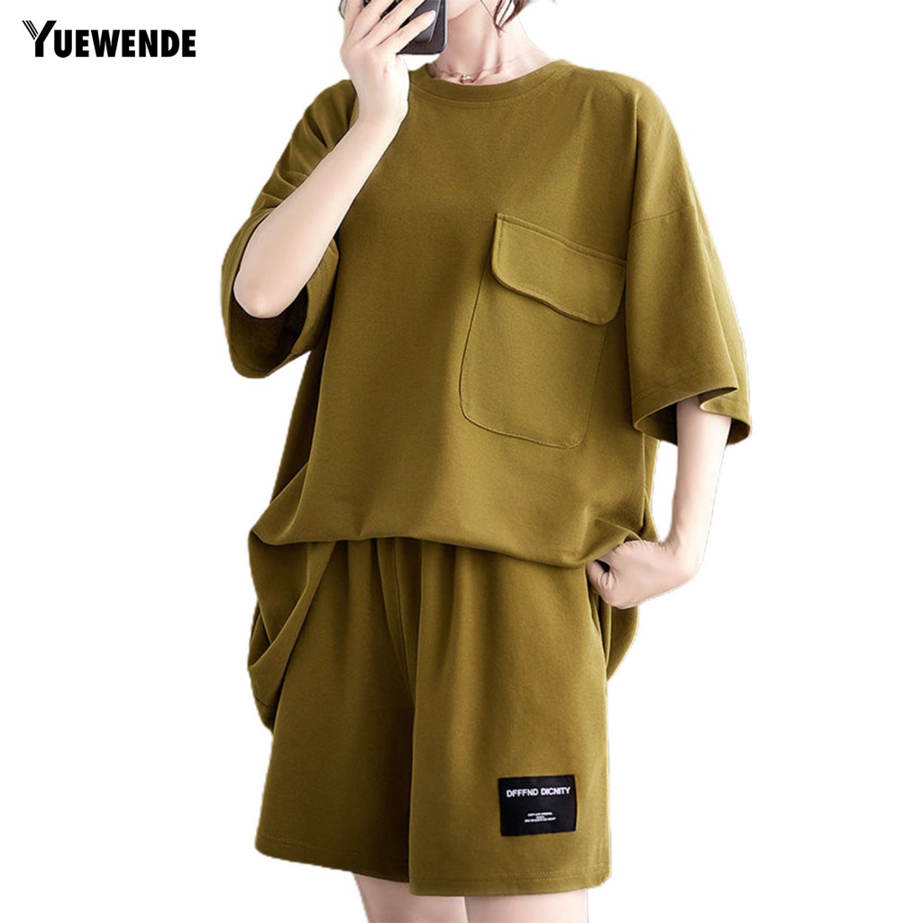 Set 2 Món Áo Thun Cổ Tròn Phối Quần Short Thời Trang Cá Tính Cho Nữ