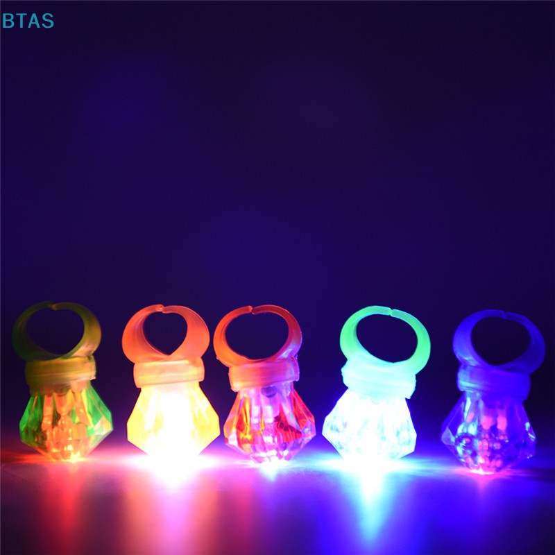 Bộ 5 Nhẫn Đèn LED Phát Sáng Trong Bóng Tối Cho Bé