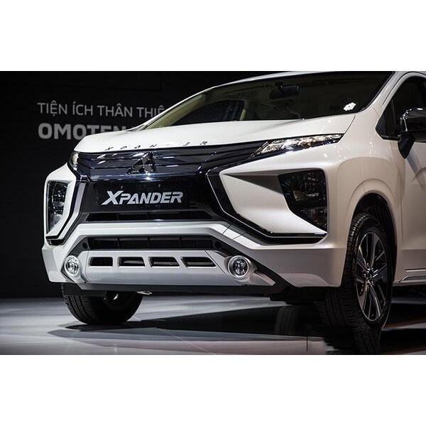 Ốp trang trí mặt Calang Xpander  Bộ ốp mặt Ca lăng trang trí cho xe XPANDER 2018 - 2019 mạ Crom sáng bóng