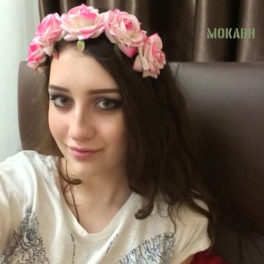 Vòng Hoa Hồng Đội Đầu Phong Cách Bohemia Cho Cô Dâu
