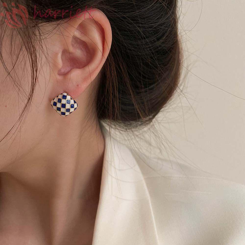 Khuyên Tai Hình Vuông Họa Tiết Kẻ Sọc Caro Trắng Đen Ngọt Ngào