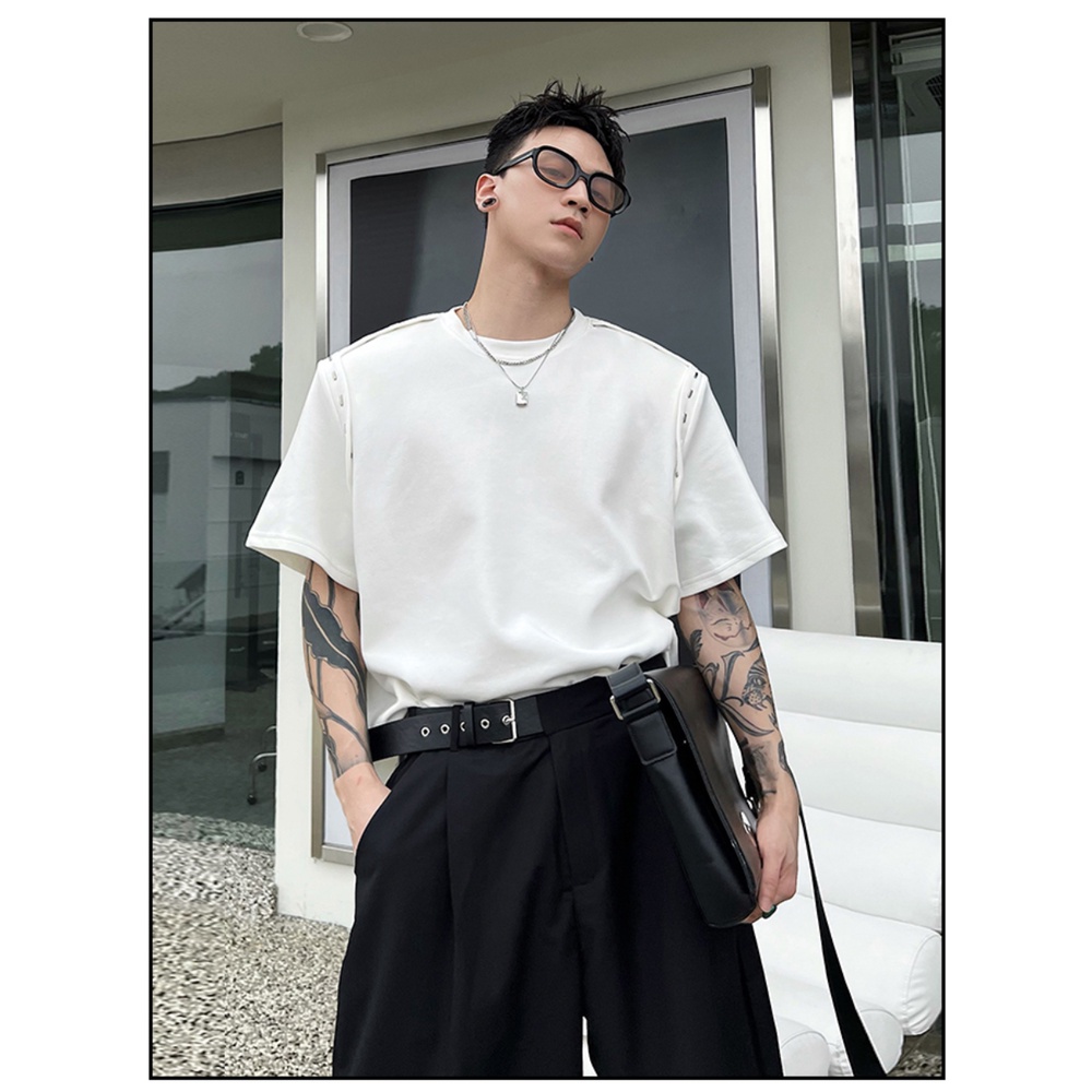 [Love Wearing Help] Áo Thun Tay Ngắn Có Đệm Vai Cảm Giác Kim Loại Trang Trí Phong Cách Hàn Quốc ins Xu Hướng Niche Cho Nam