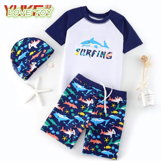 Bộ Đồ Bơi 3 Món Áo Tay Ngắn Chống Nắng + Quần Short + Mũ In Họa Tiết Hoạt Hình Dễ Thương Cho Bé