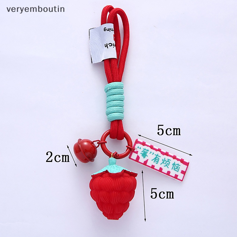 Móc Khóa Xe Hơi / Túi Xách Bằng Resin Hình Quả Dâu Dễ Thương Sáng Tạo Thích Hợp Làm Quà Tặng Cá Nhân