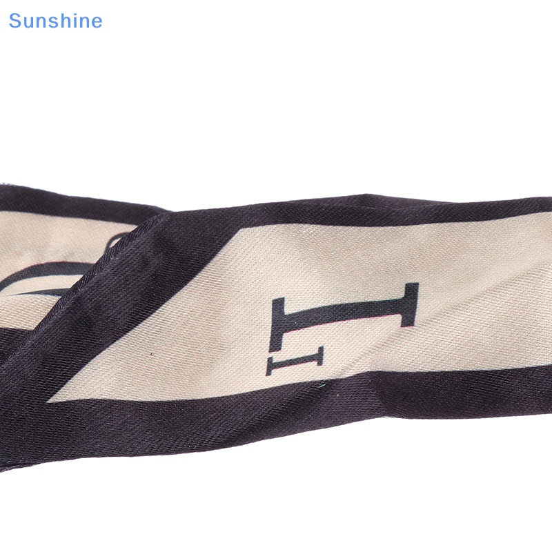 Móc Chìa Khóa Bằng Da Mặt Hình Đôi Môi Độc Đáo