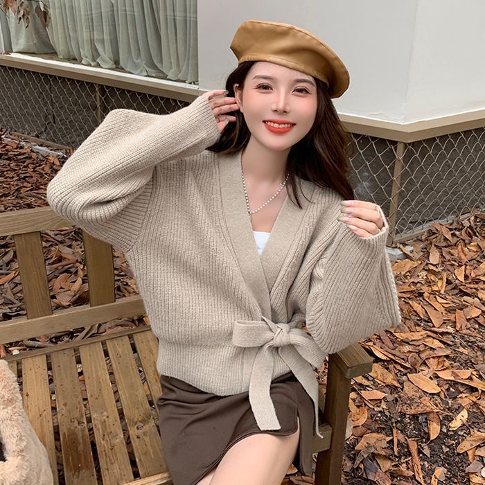 Áo Khoác Cardigan Dệt Kim Tay Dài Cổ Chữ V Phối Nơ Thiết Kế Mới Thời Trang Mùa Thu Dành Cho Nữ