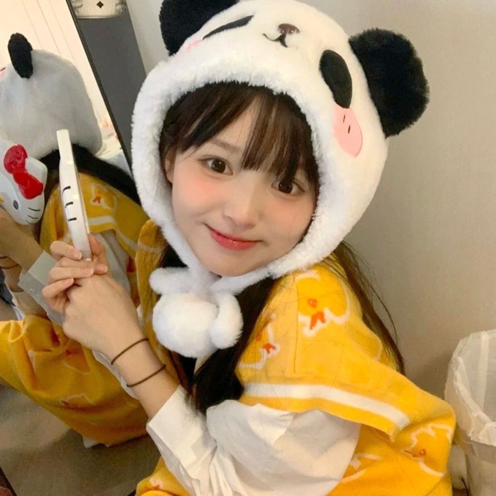 Mũ Trùm Đầu Giữ Ấm Mùa Đông Hình Gấu Trúc Hoạt Hình Nhồi Bông Màu Trắng Đen Phong