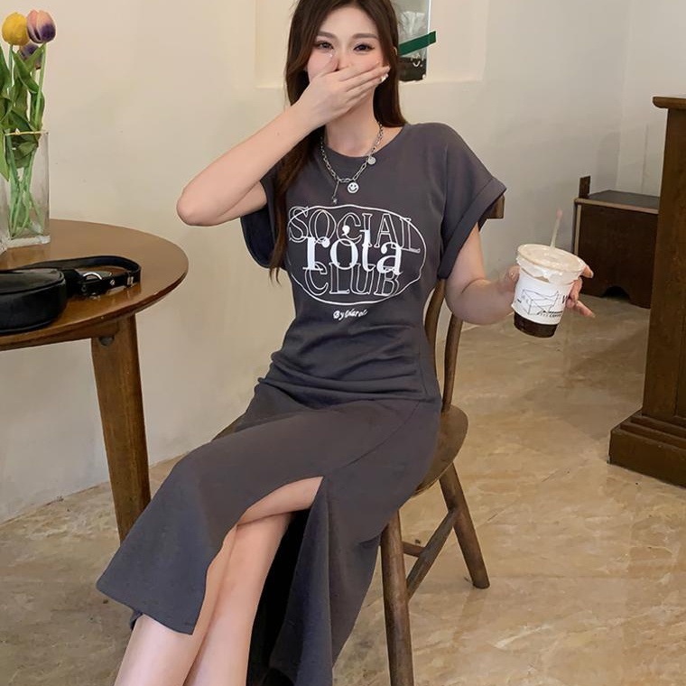 Đầm Chữ A Tay Ngắn Dáng Rộng Xẻ Tà In Hoạ Tiết Thời Trang