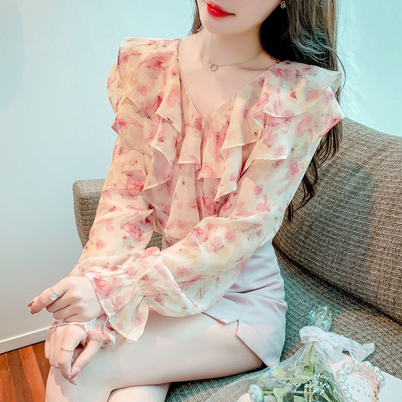 Cổ áo xù hoa hàng đầu phụ nữ xương đòn mùa hè thiết kế phong cách mới niche áo sơ mi voan mỏng dài tay khâu