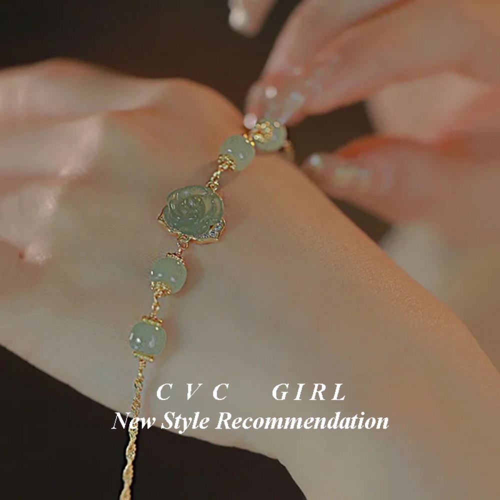 Vòng Tay Ngọc Bích Hetian Dễ Phối Đồ Thời Trang Cho Nữ