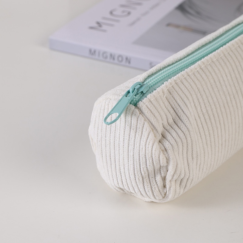 Túi Đựng Bút Bằng Vải Nhung Kẻ Ô Hình Chú Chó Pacha