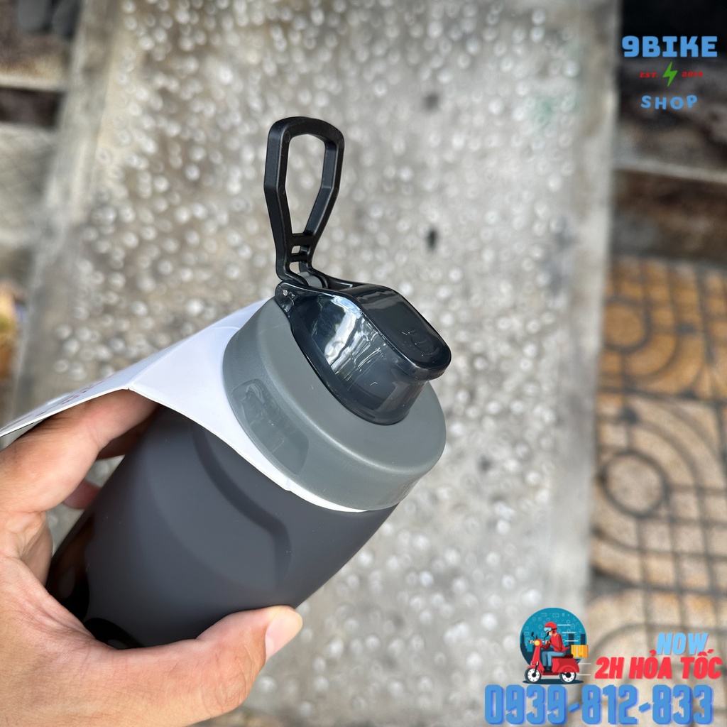 Bình nước thể thao chạy bộ đạp xe leo núi cao cấp có nắp đậy BETWAY 620ml 750ml - Màu xám