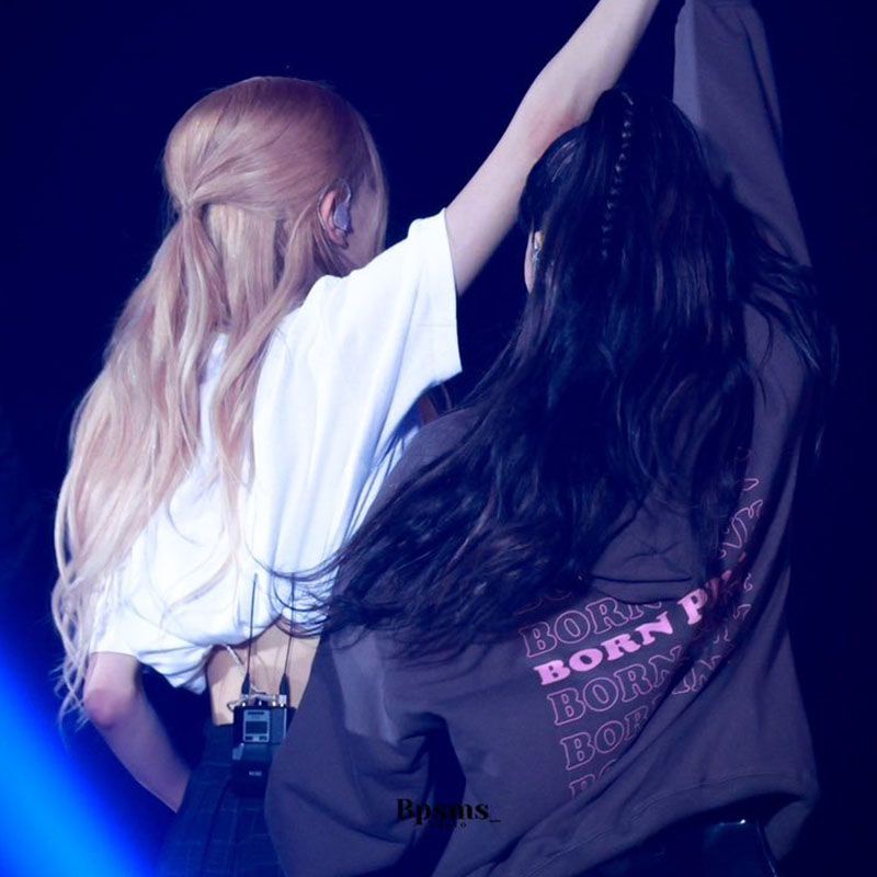 Áo In Hình BLACKPINK BORN PINK Concert JISOO JENNIE ROSE