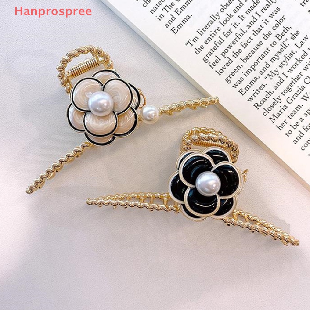 Kẹp Móng Vuốt Hình Hoa Trà Đính Ngọc Trai Phong Cách Vintage Cho Nữ