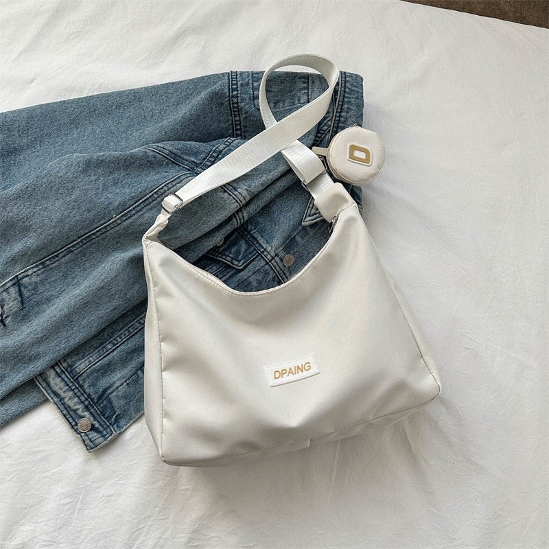 Túi Xách Đeo Vai Cỡ Lớn Chất Liệu Nylon Thời Trang Mùa Xuân 2023 Cho Nữ