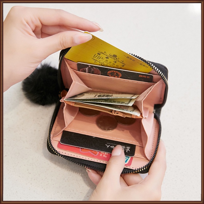 Ví Da Pu Có Khóa Kéo Họa Tiết Thêu Xinh Xắn Cho Nữ