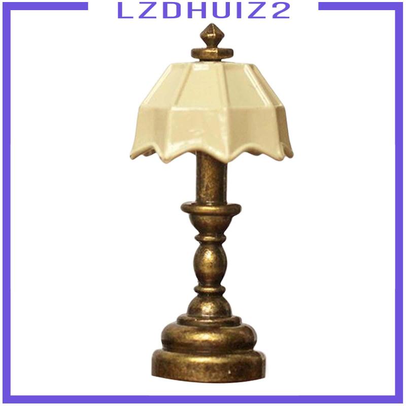 Đèn Bàn Mini Màu Be Trang Trí Nhà Búp Bê 1: 12