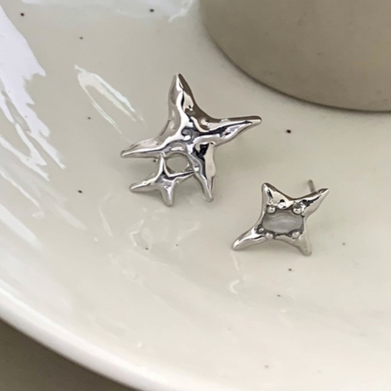 Khuyên Tai Ngôi Sao Bằng Kim Loại Dạng Lỏng Không Đối Xứng Phong Cách Hàn Quốc Sang Trọng Cho Nam Và Nữ