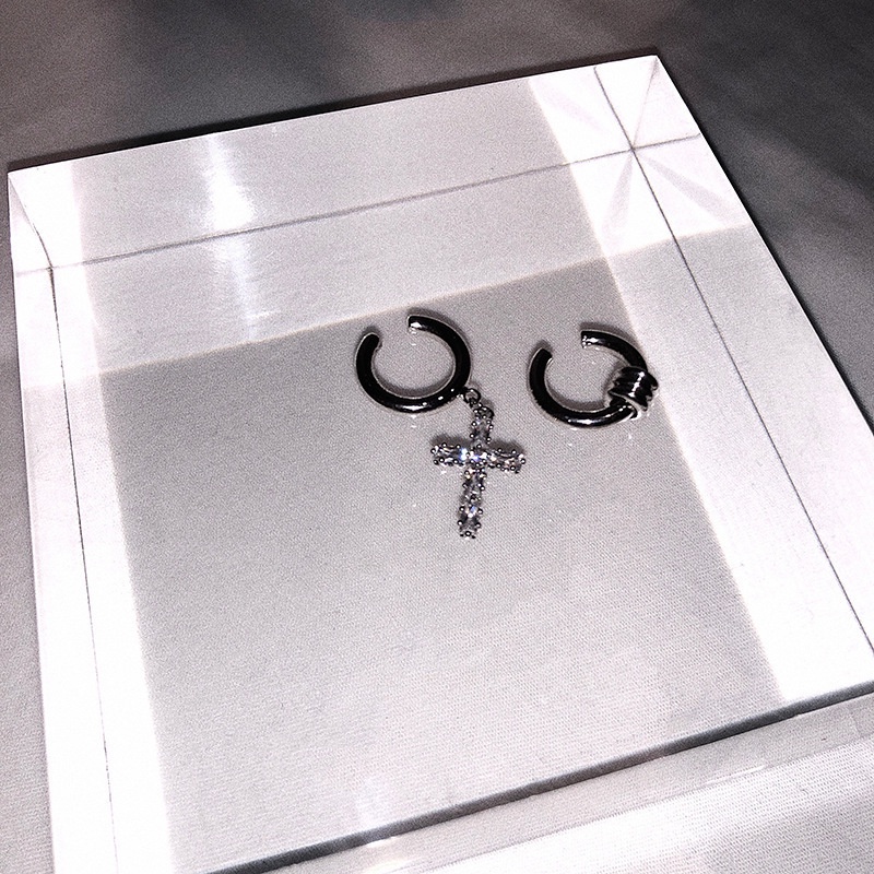 Khuyên Kẹp Vành Tai Cao Cấp Thời Trang hip hop Hàn Quốc Không Cần Lỗ Tai Cho Nữ