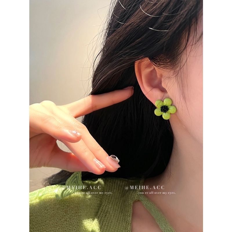 Bông Tai Hình Cánh Hoa Màu Xanh Bơ Phong Cách Pháp Ngọt Ngào Cho Nữ