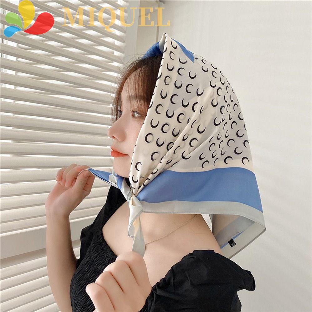 Khăn Quàng Cổ Hình Vuông 70cm Bằng Lụa Satin In Họa Tiết Lá Mùa Thu Đa Năng Thanh Lịch