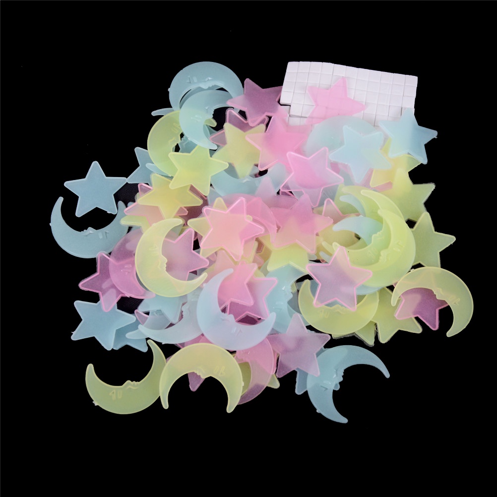 Bộ 100 Miếng Dán Dạ Quang Hình Trăng Sao Dùng Trang Trí Phòng Ngủ Cho Bé