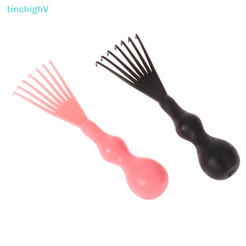 1 Dụng Cụ Vệ Sinh Lược Chải Tóc Tiện Dụng