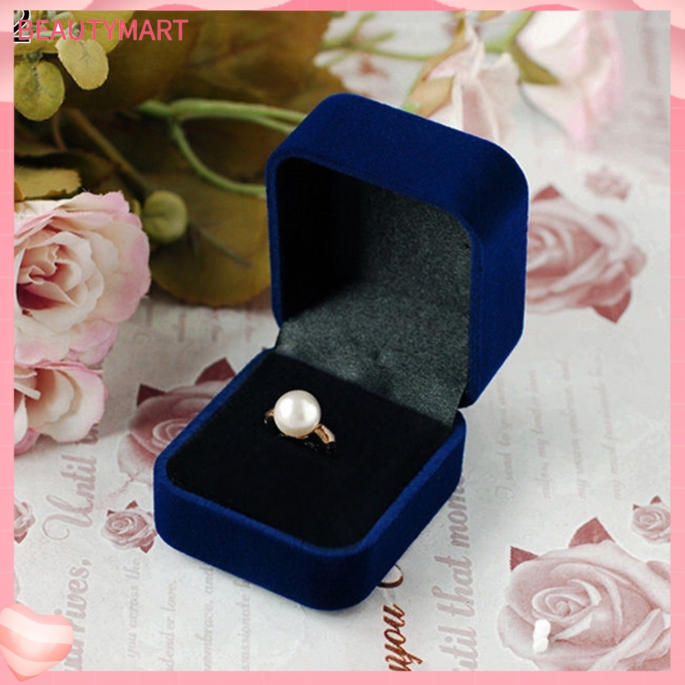 Hộp Đựng Trang Sức Hình Vuông Có Nắp Đậy Tiện Dụng