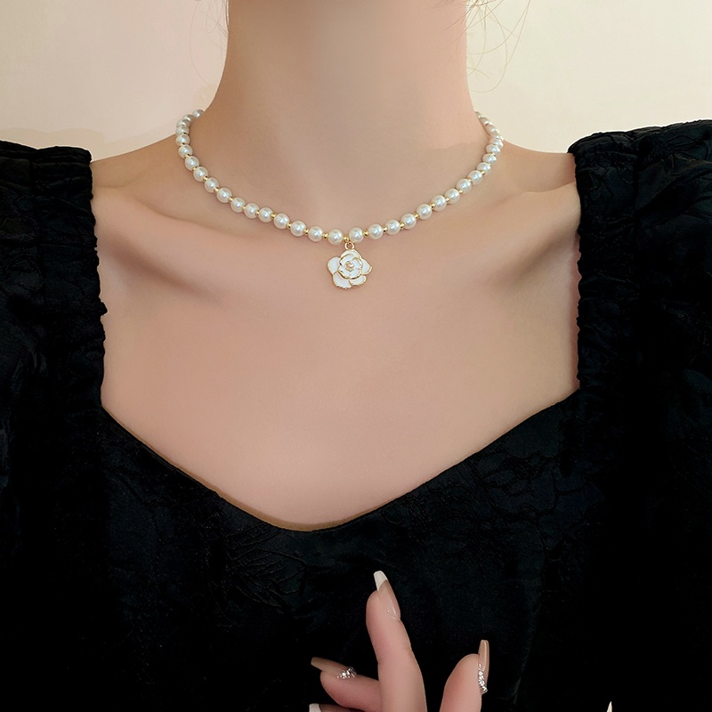 Dây Chuyền Mặt Hoa Trà Trắng Phong Cách Mới Năm 2023