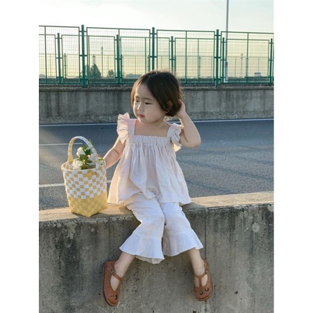 Set bé gái áo 2 dây quần loe vải xô thêu hoa
