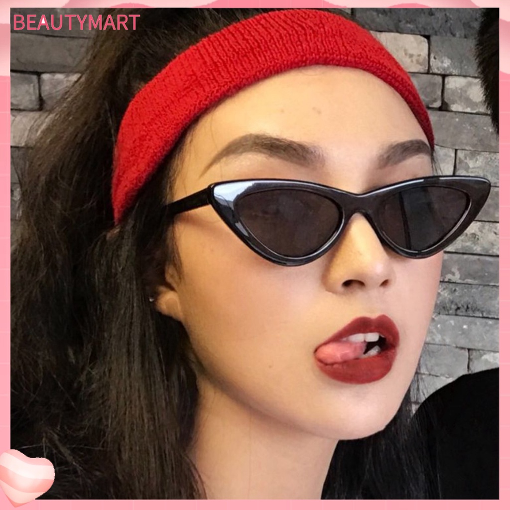 Kính Mát Gọng Nhỏ Bằng Nhựa Màu Trơn Bắt Mắt Thời Trang Mùa Hè Cho Nữ